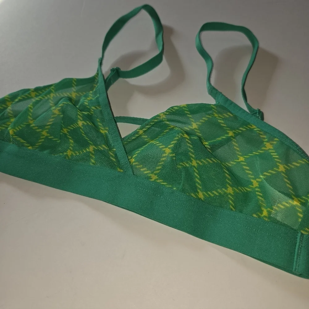 Colsie Size XS Green Bralette NWOT